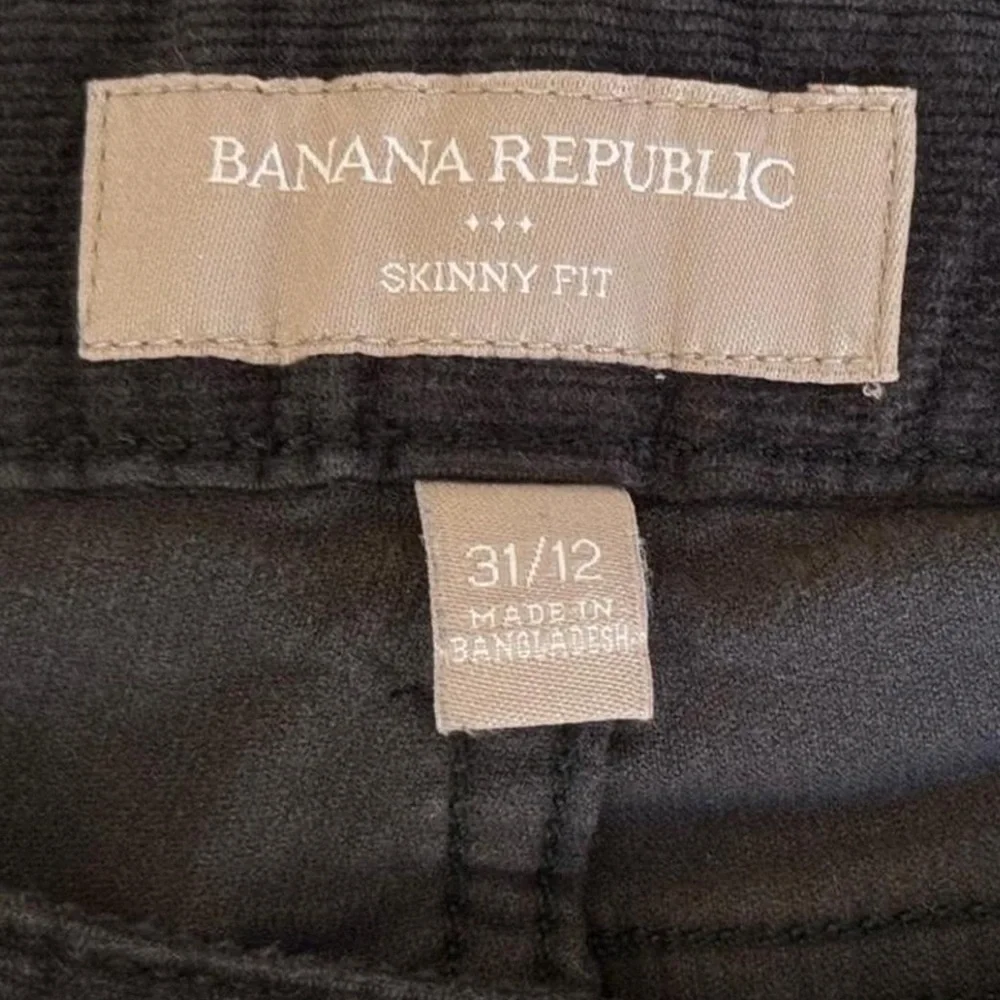 Banana Republic Black Skinny Fit Jeans - 12 - Picture 3 of 4